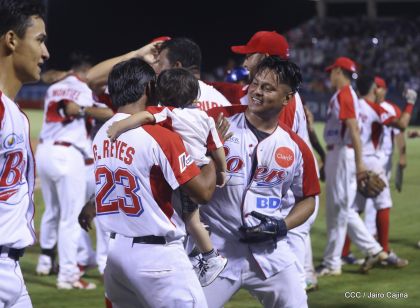 Indios del Bóer entierran a los Dantos y clasifican a la final del Pomares