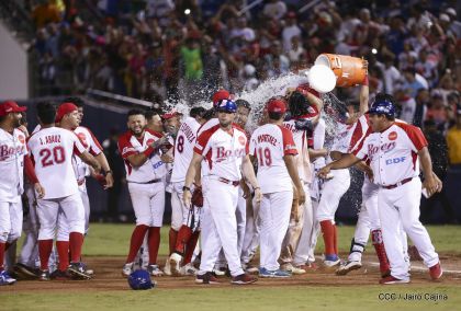 Indios del Bóer entierran a los Dantos y clasifican a la final del Pomares