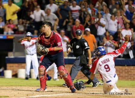 Indios del Bóer entierran a los Dantos y clasifican a la final del Pomares