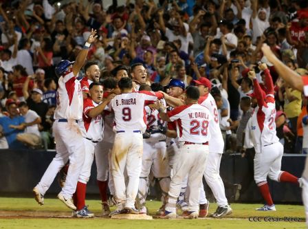 Indios del Bóer entierran a los Dantos y clasifican a la final del Pomares