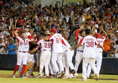 Indios del Bóer entierran a los Dantos y clasifican a la final del Pomares