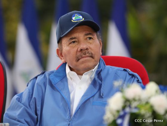 Presidente Daniel Ortega y vicepresidenta Rosario Murillo reciben la Antorcha de la Libertad y la Unidad Centroamericana