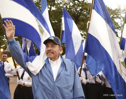 Presidente Daniel Ortega y vicepresidenta Rosario Murillo reciben la Antorcha de la Libertad y la Unidad Centroamericana