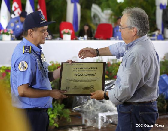 Celebración del 40 Aniversario de la Policía Nacional