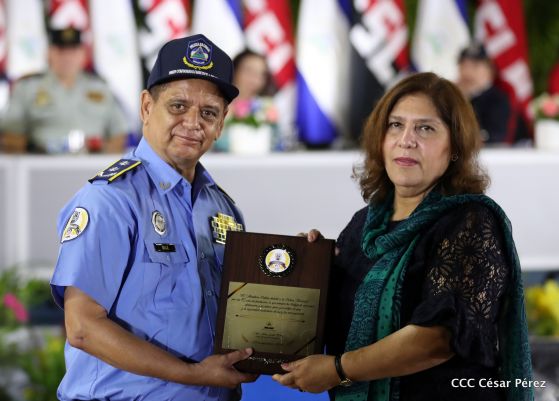 Celebración del 40 Aniversario de la Policía Nacional