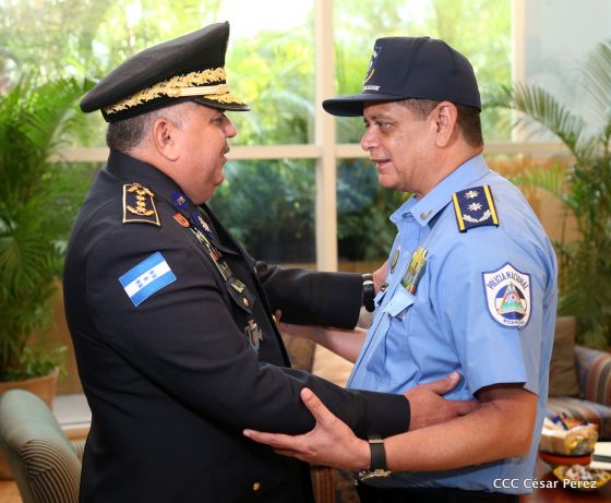 Celebración del 40 Aniversario de la Policía Nacional