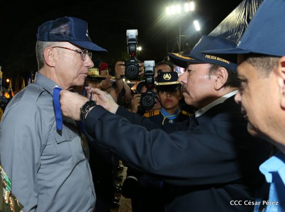 Celebración del 40 Aniversario de la Policía Nacional