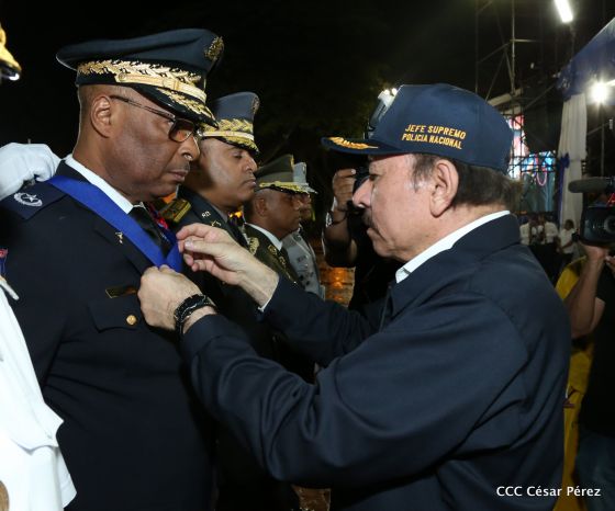 Celebración del 40 Aniversario de la Policía Nacional