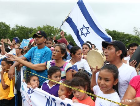 Así celebró Nicaragua los 450 años de la traducción de la Biblia al Castellano