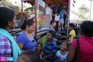 Occidente continúa disfrutando en familia Parque de la Niñez Feliz
