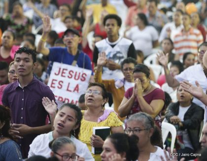 Así celebró Nicaragua los 450 años de la traducción de la Biblia al Castellano