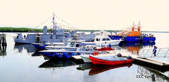  Ejército abandera buques logísticos para misiones en el Pacífico