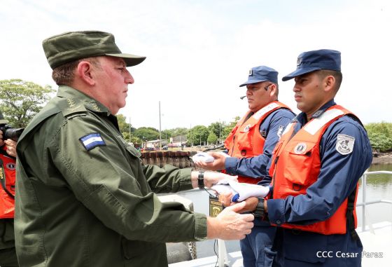  Ejército abandera buques logísticos para misiones en el Pacífico