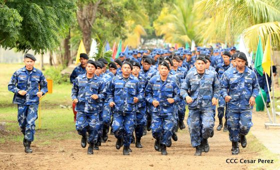  Ejército abandera buques logísticos para misiones en el Pacífico
