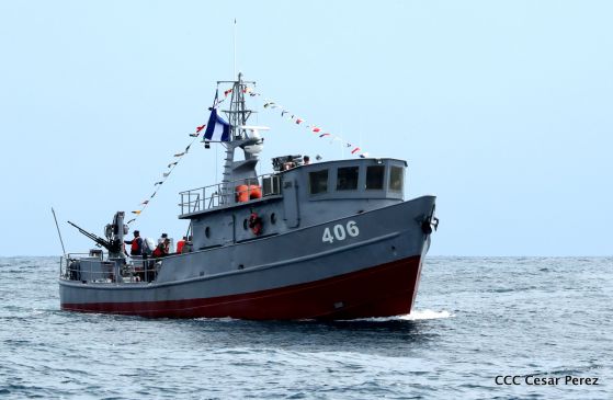  Ejército abandera buques logísticos para misiones en el Pacífico