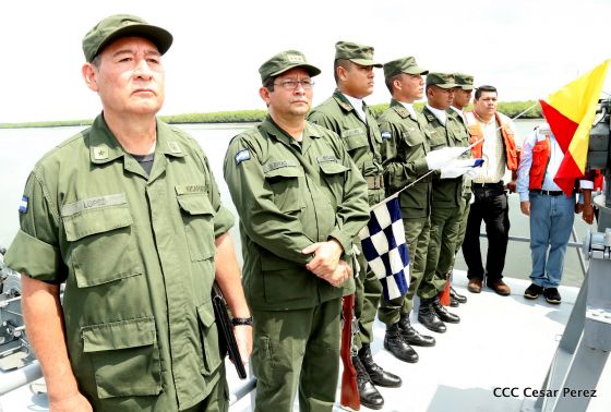  Ejército abandera buques logísticos para misiones en el Pacífico