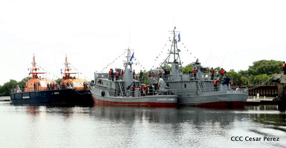  Ejército abandera buques logísticos para misiones en el Pacífico