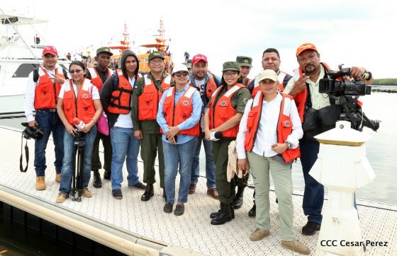  Ejército abandera buques logísticos para misiones en el Pacífico