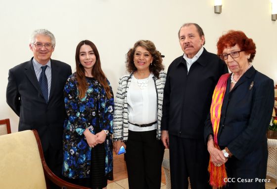 Presidente Daniel Ortega y vicepresidenta Rosario Murillo reciben cartas credenciales de 11 nuevos embajadores