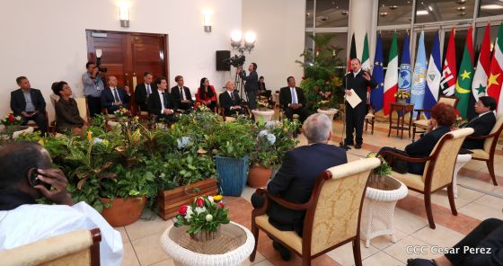 Presidente Daniel Ortega y vicepresidenta Rosario Murillo reciben cartas credenciales de 11 nuevos embajadores