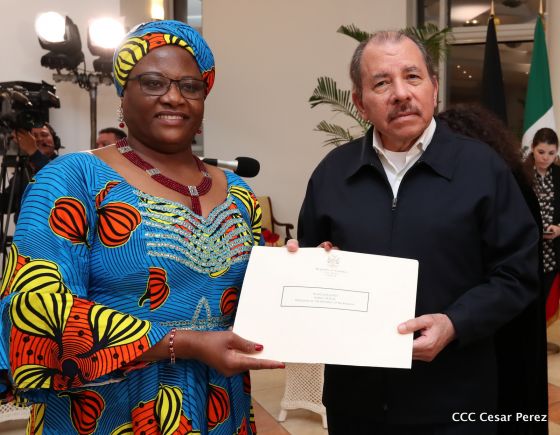 Presidente Daniel Ortega y vicepresidenta Rosario Murillo reciben cartas credenciales de 11 nuevos embajadores