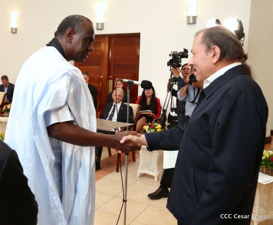 Presidente Daniel Ortega y vicepresidenta Rosario Murillo reciben cartas credenciales de 11 nuevos embajadores