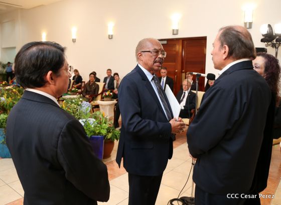Presidente Daniel Ortega y vicepresidenta Rosario Murillo reciben cartas credenciales de 11 nuevos embajadores