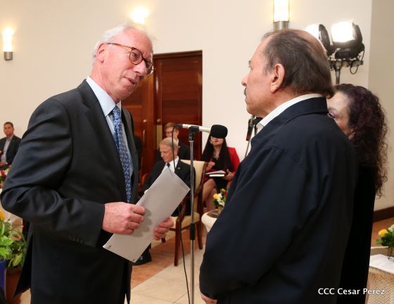 Presidente Daniel Ortega y vicepresidenta Rosario Murillo reciben cartas credenciales de 11 nuevos embajadores