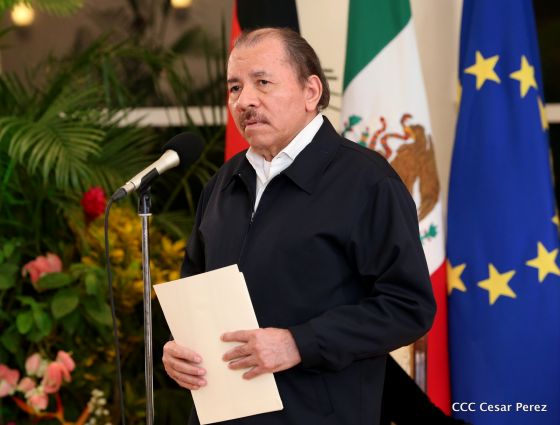 Presidente Daniel Ortega y vicepresidenta Rosario Murillo reciben cartas credenciales de 11 nuevos embajadores