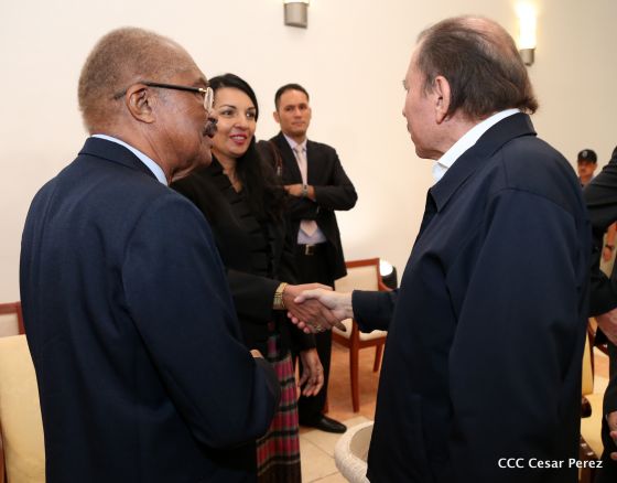 Presidente Daniel Ortega y vicepresidenta Rosario Murillo reciben cartas credenciales de 11 nuevos embajadores