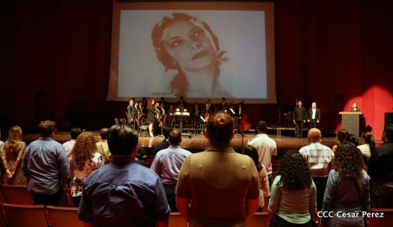  Nicaragua rinde homenaje a Alicia Alonso
