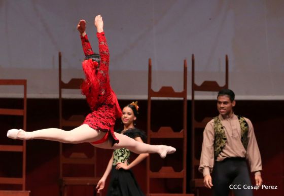  Nicaragua rinde homenaje a Alicia Alonso