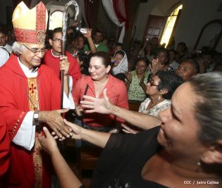 Tipitapeños celebran al Señor de Esquipulas en compañía del Cardenal Brenes