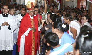Tipitapeños celebran al Señor de Esquipulas en compañía del Cardenal Brenes