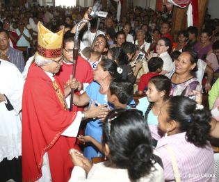 Tipitapeños celebran al Señor de Esquipulas en compañía del Cardenal Brenes