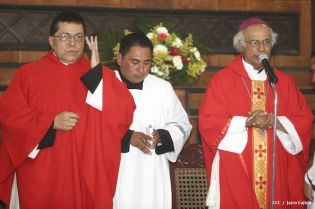 Tipitapeños celebran al Señor de Esquipulas en compañía del Cardenal Brenes