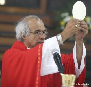 Tipitapeños celebran al Señor de Esquipulas en compañía del Cardenal Brenes