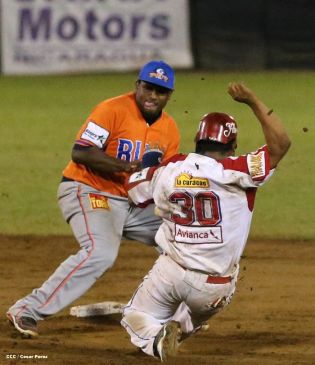 Bóer triunfa sobre Rivas 3 carreras a 1