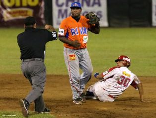 Bóer triunfa sobre Rivas 3 carreras a 1