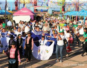 Exposición Nacional de Santos Patronos