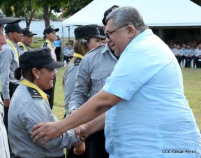 Ministerio de Gobernación realiza acto de ascenso en grados