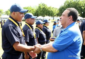 Ministerio de Gobernación realiza acto de ascenso en grados