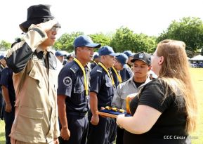 Ministerio de Gobernación realiza acto de ascenso en grados