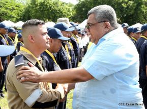Ministerio de Gobernación realiza acto de ascenso en grados