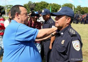 Ministerio de Gobernación realiza acto de ascenso en grados