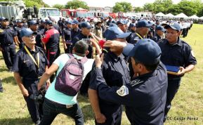 Ministerio de Gobernación realiza acto de ascenso en grados