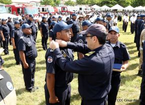 Ministerio de Gobernación realiza acto de ascenso en grados