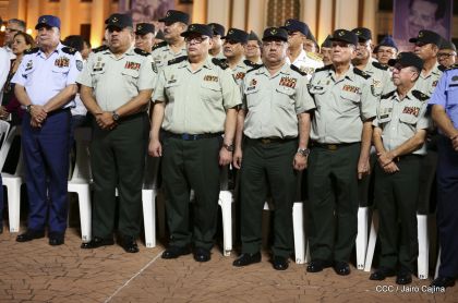 Presidente Daniel Ortega y vicepresidenta Rosario Murillo en homenaje al Padre de la Revolución Sandinista Carlos Fonseca