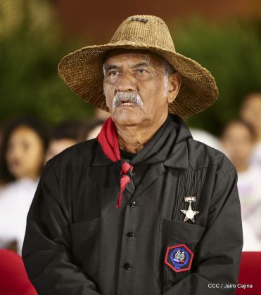 Presidente Daniel Ortega y vicepresidenta Rosario Murillo en homenaje al Padre de la Revolución Sandinista Carlos Fonseca