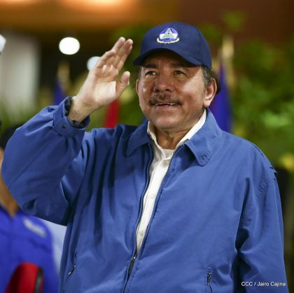 Presidente Daniel Ortega y vicepresidenta Rosario Murillo en homenaje al Padre de la Revolución Sandinista Carlos Fonseca